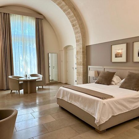 Hotel Histò San Pietro Sul Mar Piccolo Taranto Esterno foto