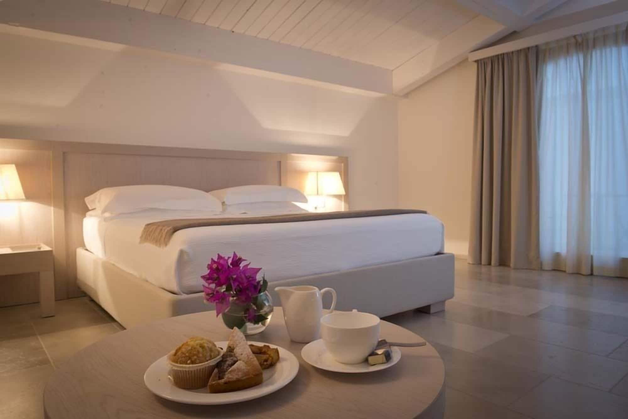 Hotel Histò San Pietro Sul Mar Piccolo Taranto Esterno foto
