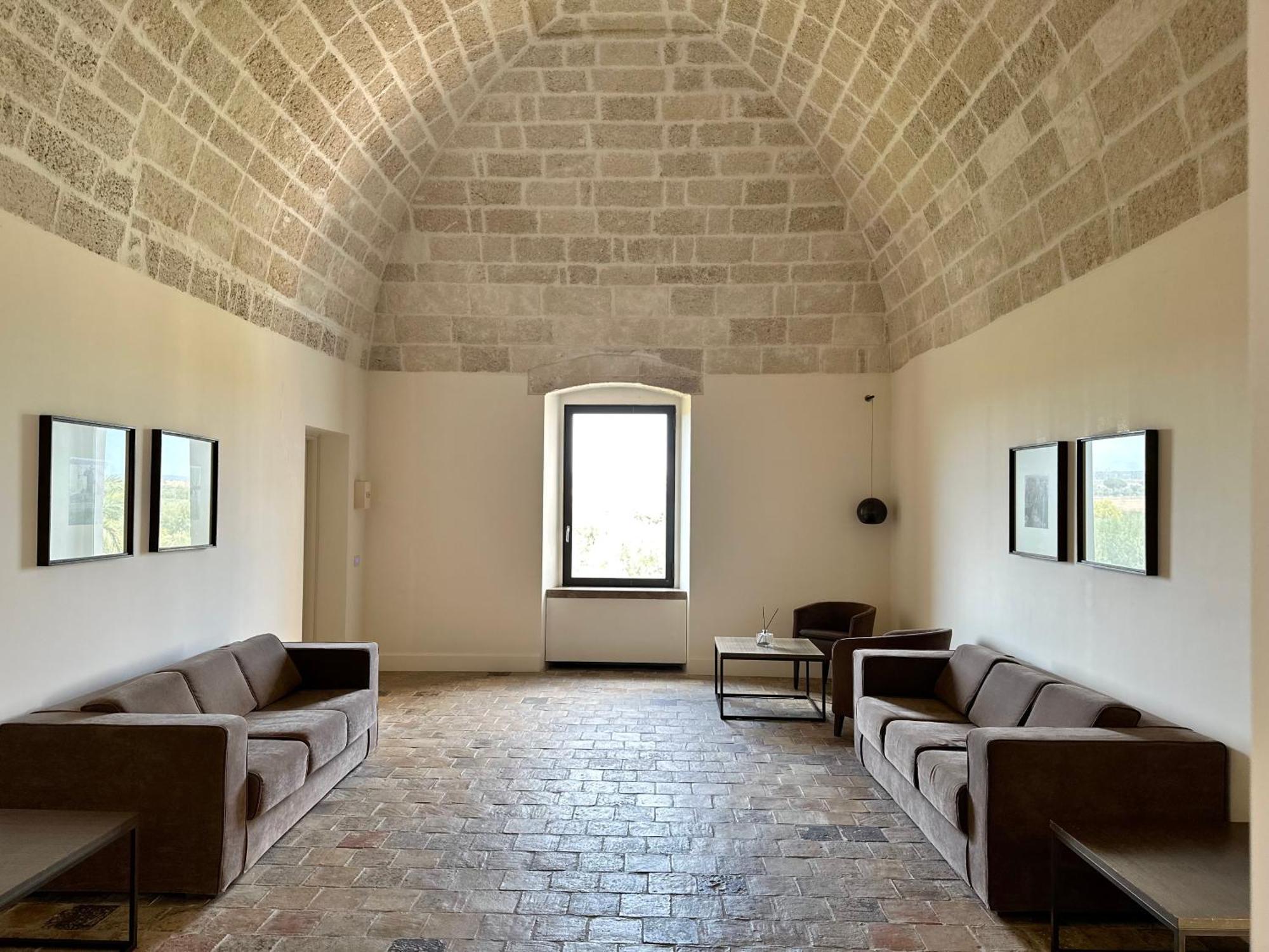 Hotel Histò San Pietro Sul Mar Piccolo Taranto Esterno foto