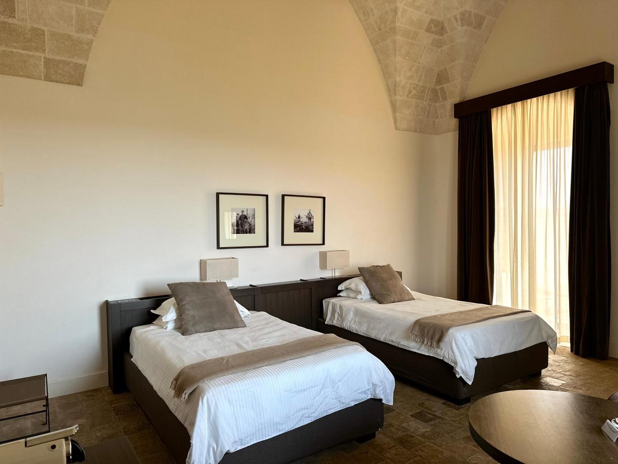 Hotel Histò San Pietro Sul Mar Piccolo Taranto Esterno foto