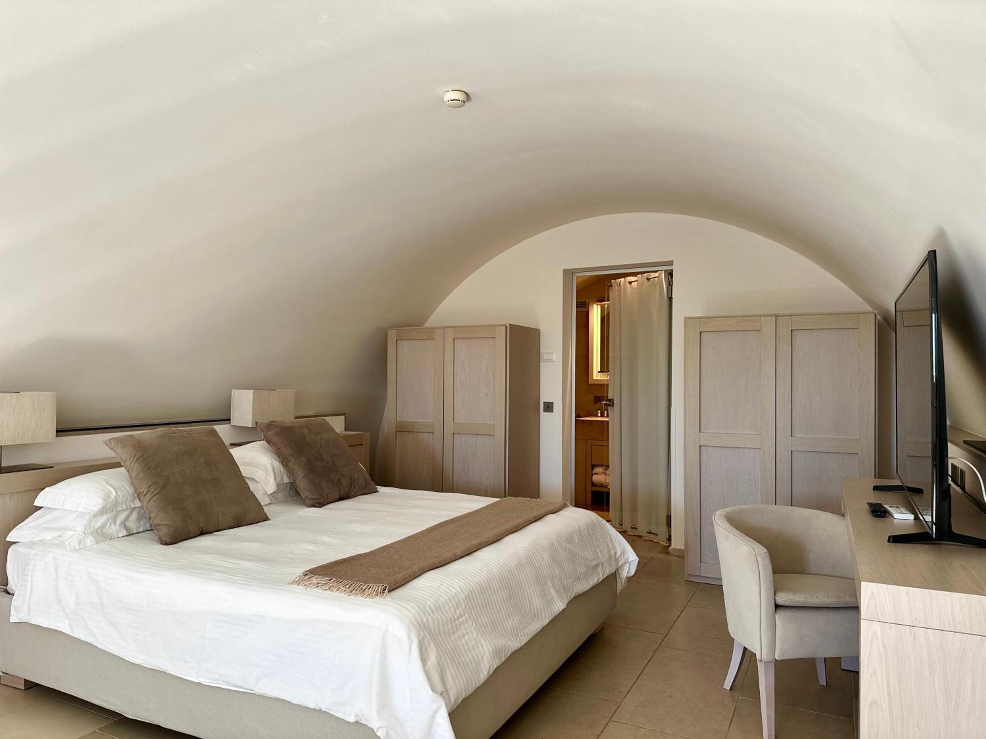 Hotel Histò San Pietro Sul Mar Piccolo Taranto Esterno foto