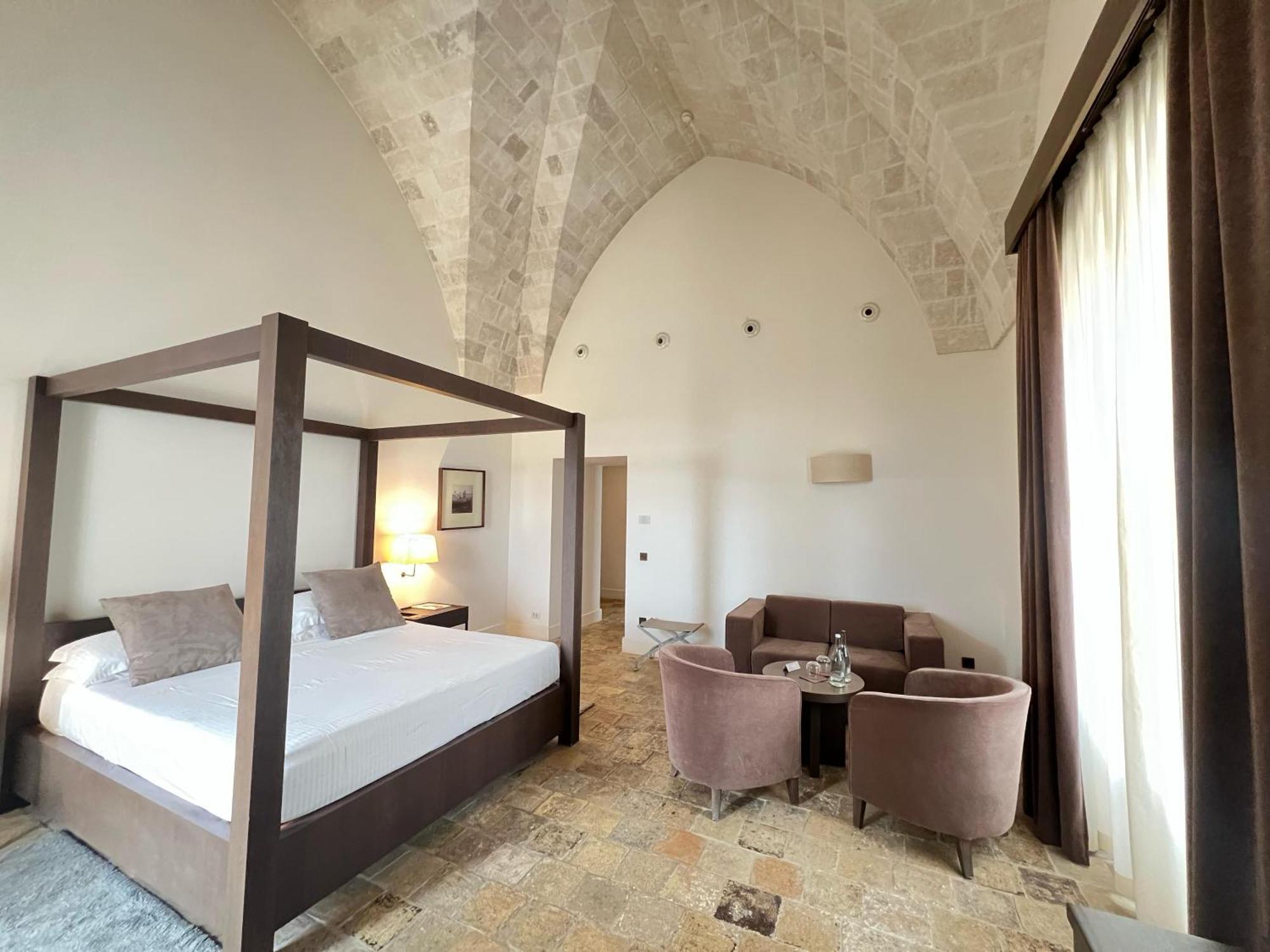 Hotel Histò San Pietro Sul Mar Piccolo Taranto Esterno foto